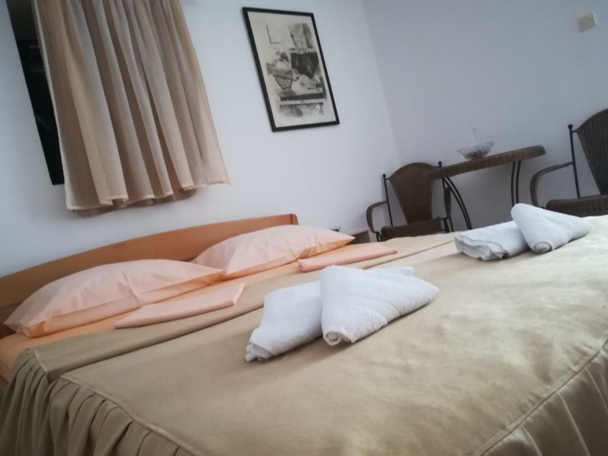 Apartments Vila San Kamenari Room photo